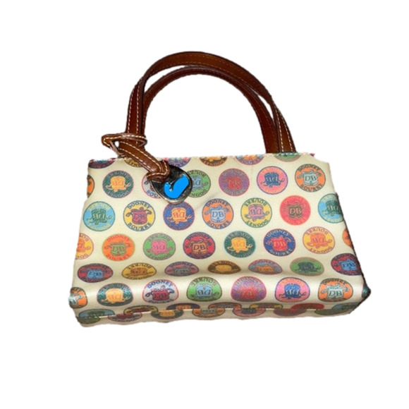 Dooney and Bourke Medallion Tiney East/West Bag Medallion Collection 2007 - Picture 1 of 13